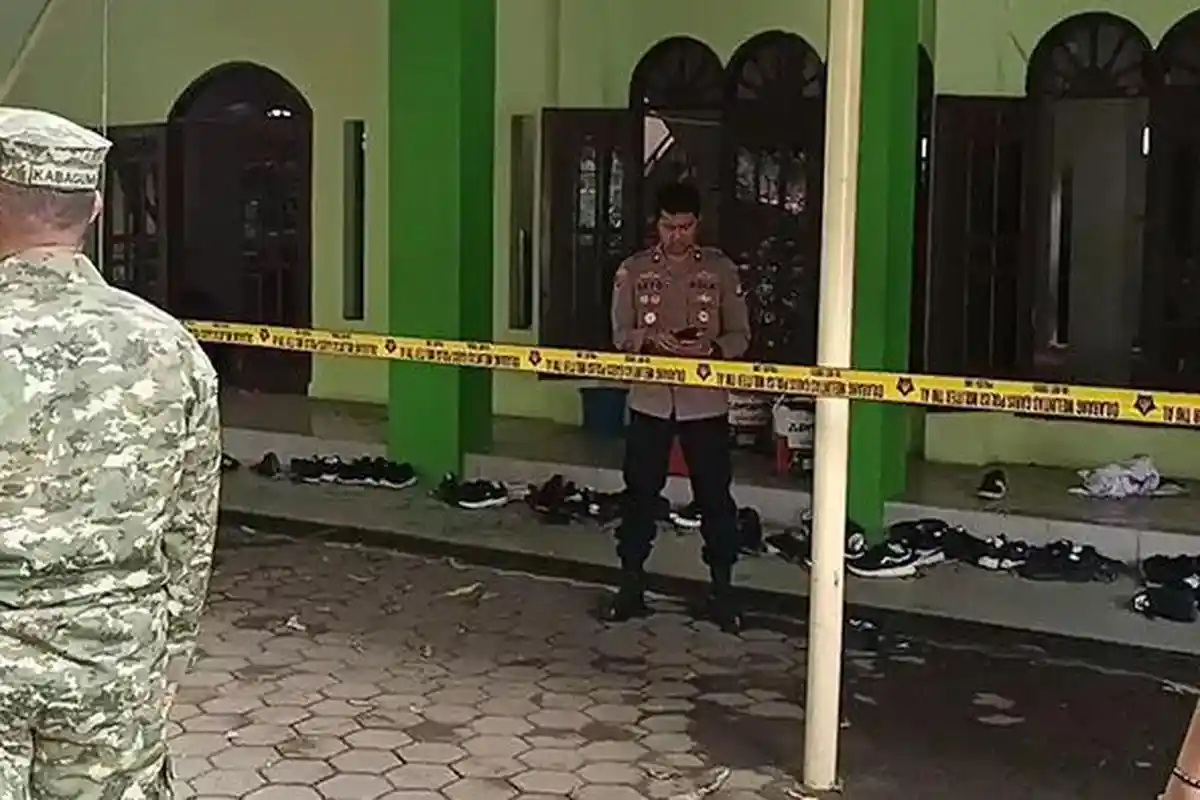 Mencekam Ledakan di Masjid SMAN 72 Jakarta, Saksi Lihat Pria Asing Sebelum Ledakan