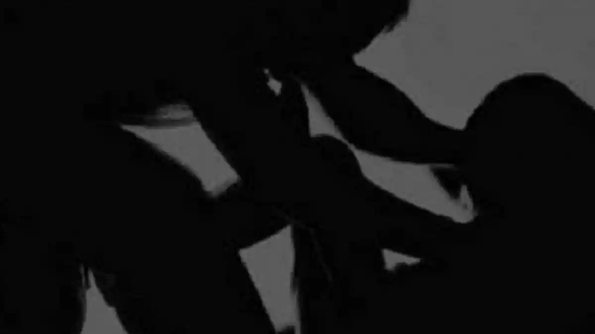 Selamatkan Diri Dari Tragedi Perkosaan, Wanita Ini Gigit Testis Pria Hingga Putus