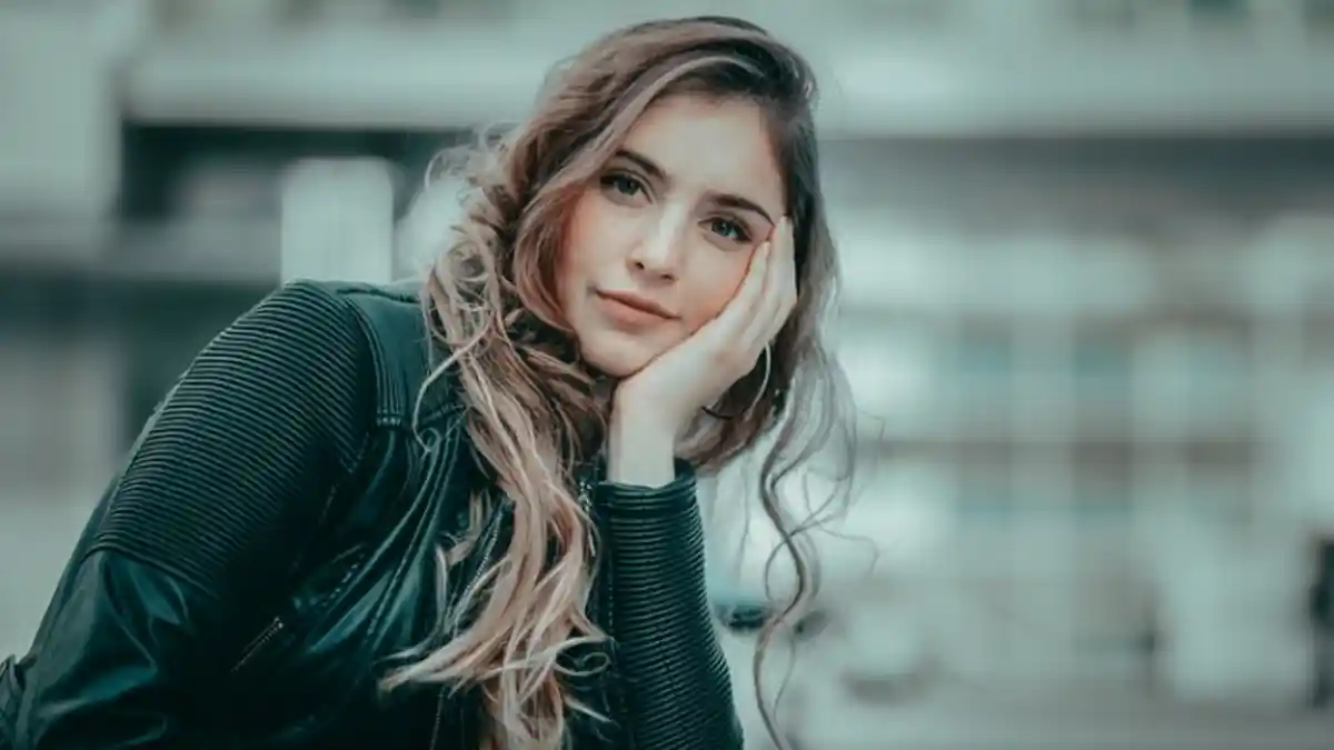 6 Zodiak Cewek Ini Paling Jago Menarik Perhatian Para Lelaki, dari Sagitarius hingga Pisces