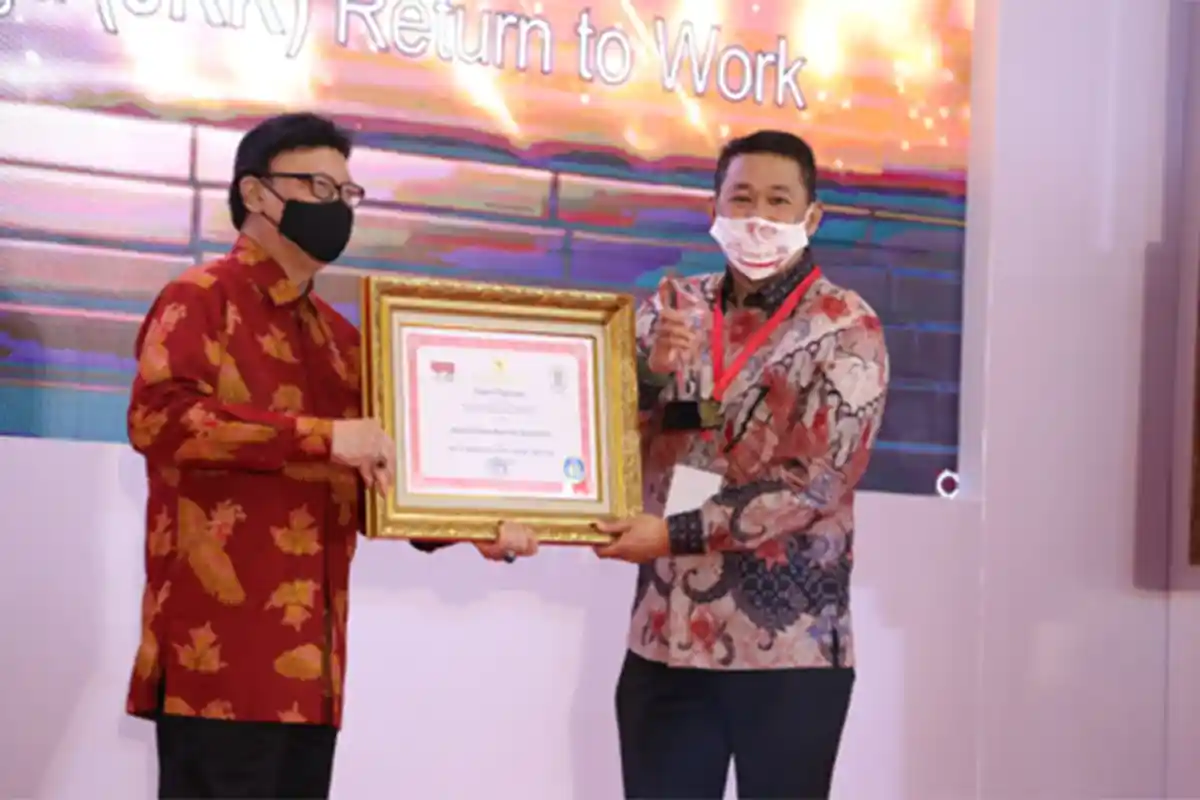 Implementasi JKK-RTW, BPJAMSOSTEK Kembali Diganjar Penghargaan Sinovik Award Tahun 2020