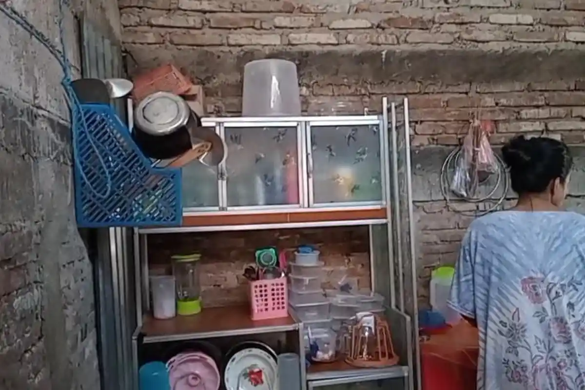 Keluarga Olis Hasan Bertahan di Rumah Setengah Bata di Kota Gorontalo, Rupanya Korban Kebakaran