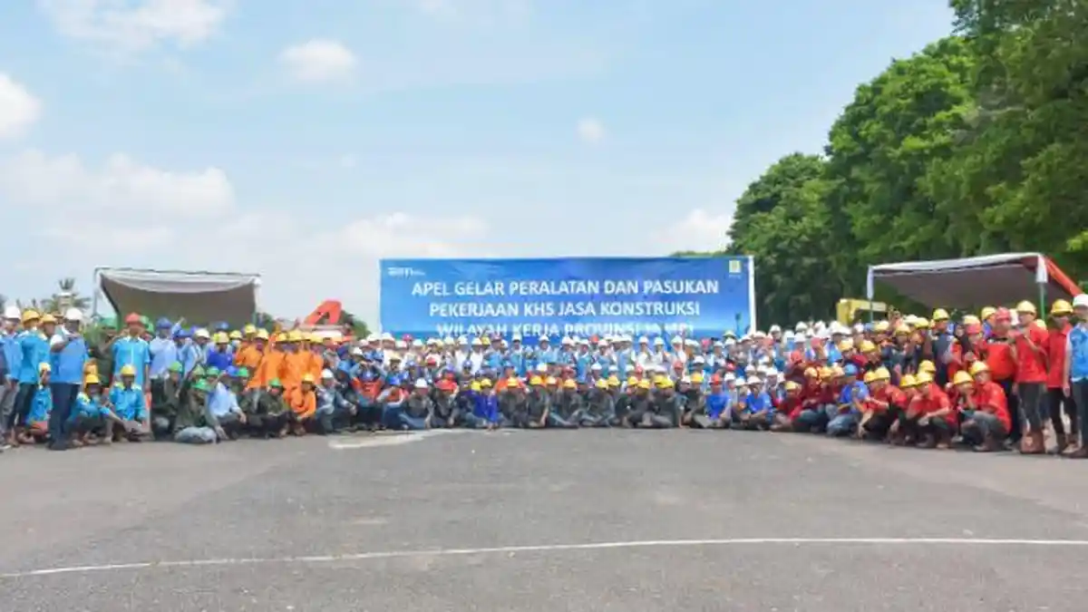 PLN Laksanakan Gelar Peralatan dan Pasukan Pekerjaan Konstruksi Jaringan Wilayah Kerja Jambi 2024