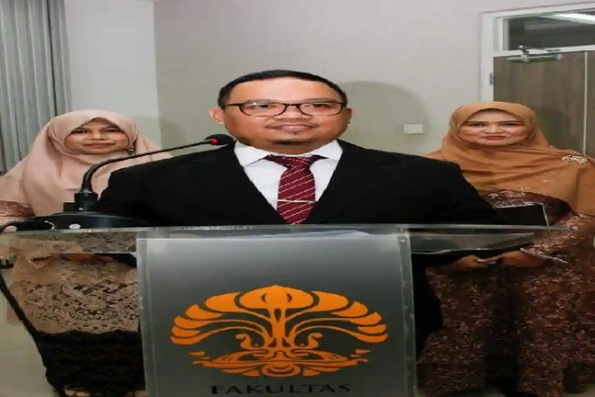 Mahasiswa UI Pertama yang Butuh 2,5 Tahun Lulus Jadi Doktor, Raih Predikat Summa Cumlaude