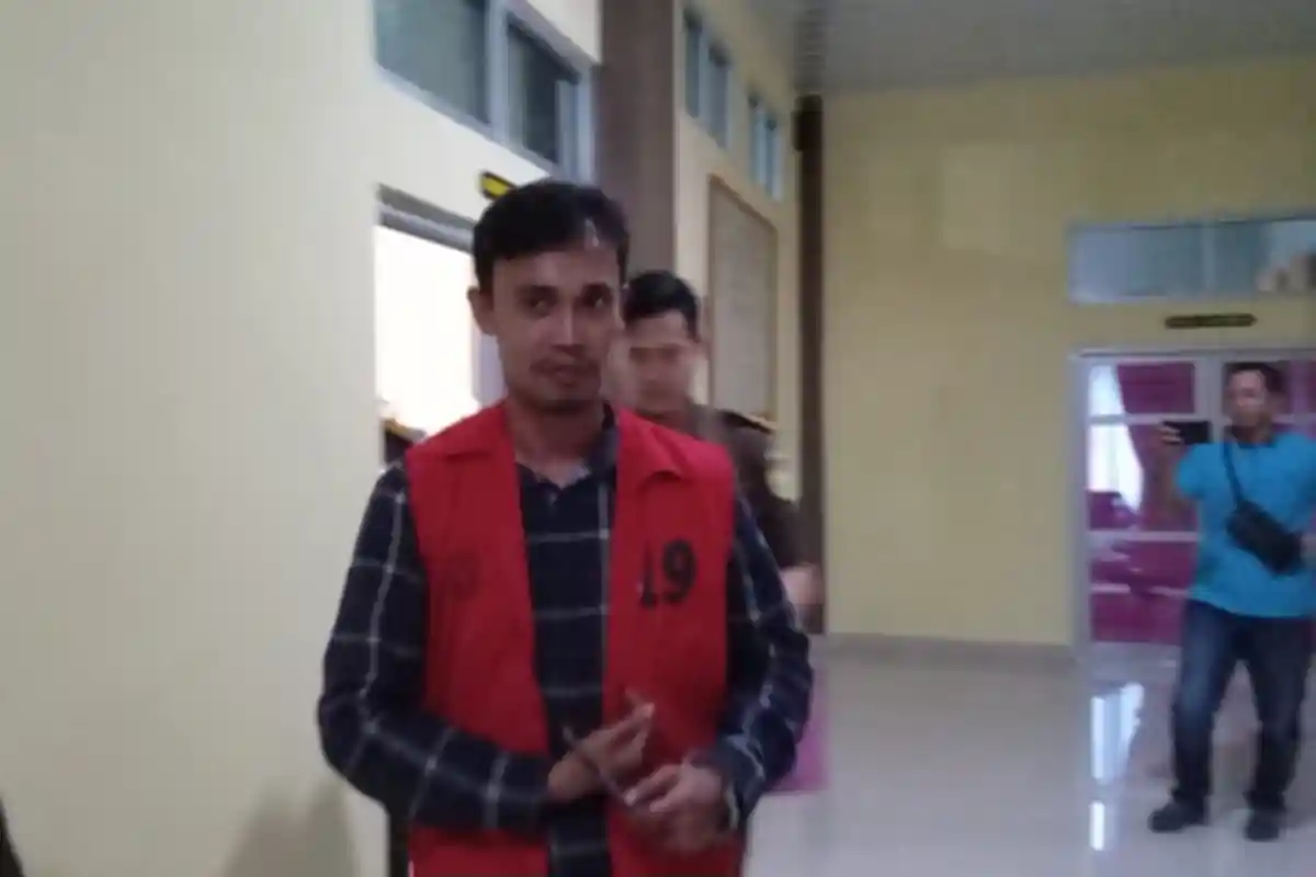 Mantan Bendahara Desa di Bengkulu Selatan Tersangka Kasus Korupsi Dana Desa Masih Bungkam