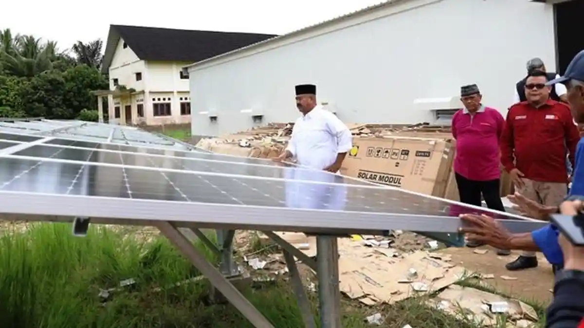 Pemkab Ingin Pastikan Kelancaran Program Terang Kampongku, Pantau Pembangunan PLTS di Muara Kaman