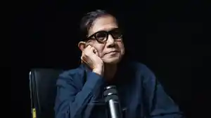 Humam-Hamid-Apit-awe.jpg