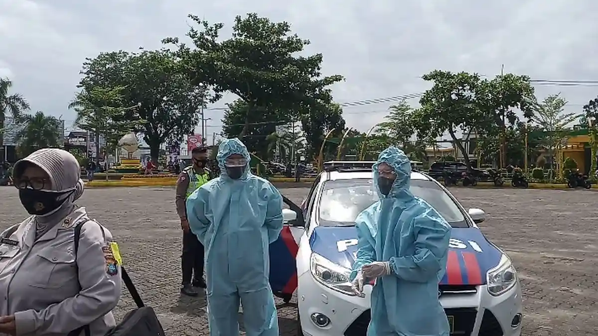 Aksi Tolak UU Cipta Kerja di Tanjungpinang, Polisi Minta Mahasiswa Di-Rapid Test Dulu