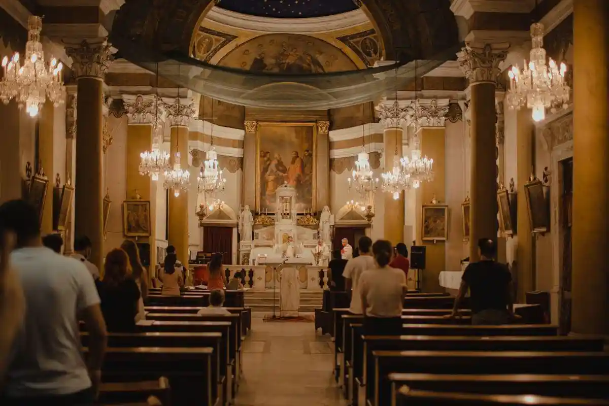 10 Daerah di Kaltim dengan Jumlah Gereja Terbanyak dan Paling Sedikit