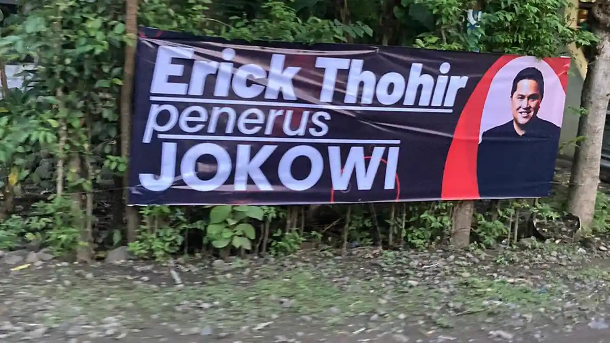 Spanduk Bertuliskan 'Erick Thohir Penerus Jokowi' Bertebaran di Mataraman
