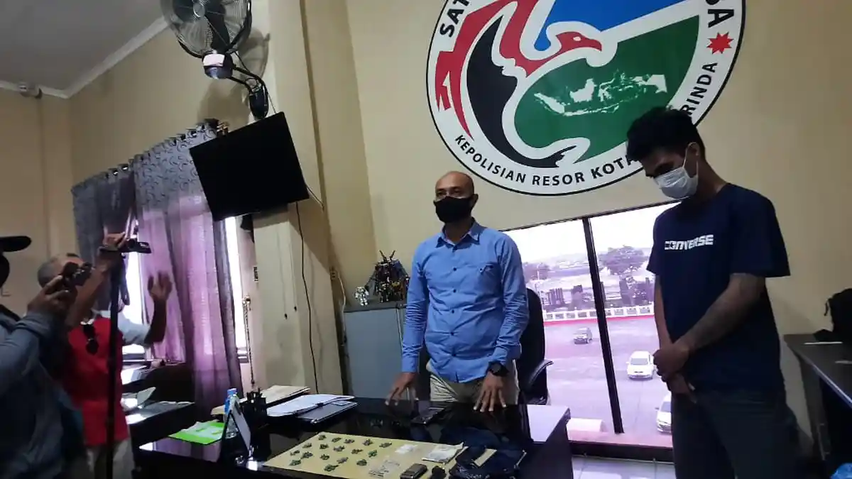Buat Persiapan Biaya Persalinan Istri, Pria di Samarinda Ini Nekat Edarkan Ekstasi dan Sabu