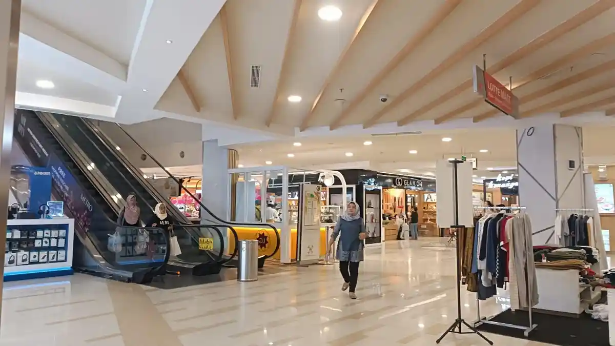 SUASANA Terkini Mall Center Point Setelah Segel Dicopot Pemko Medan, Sudah Beroperasi