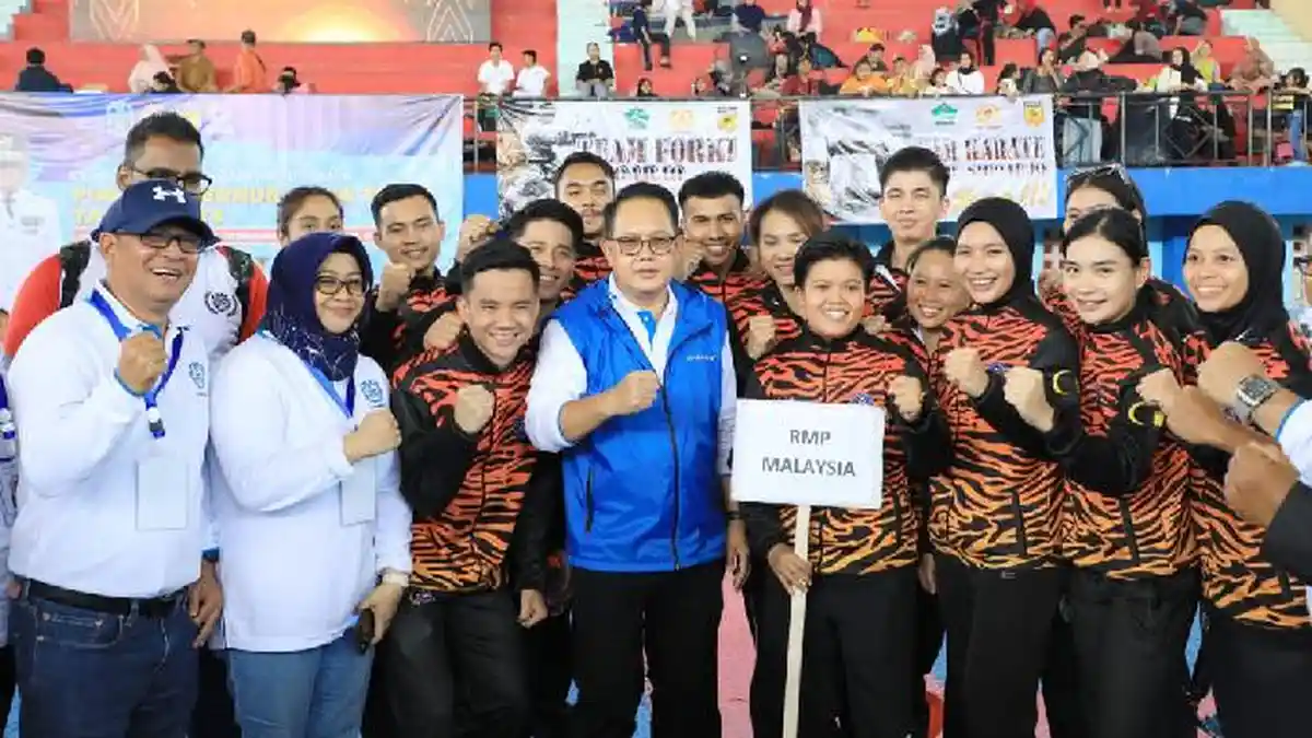 Buka Piala Gubernur Karate, Pj Gubernur Adhy: Ajang Krusial Tingkatkan Skill dan Prestasi Atlet