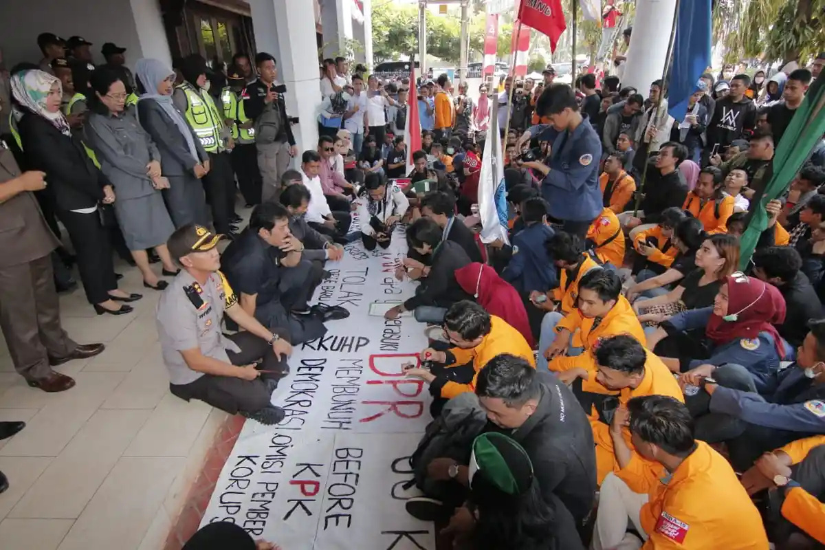 DPRD Balikpapan Dukung Aspirasi Unjuk Rasa Tolak Revisi UU KPK dan RKUHP, akan Hubungi Sekwan DPR RI