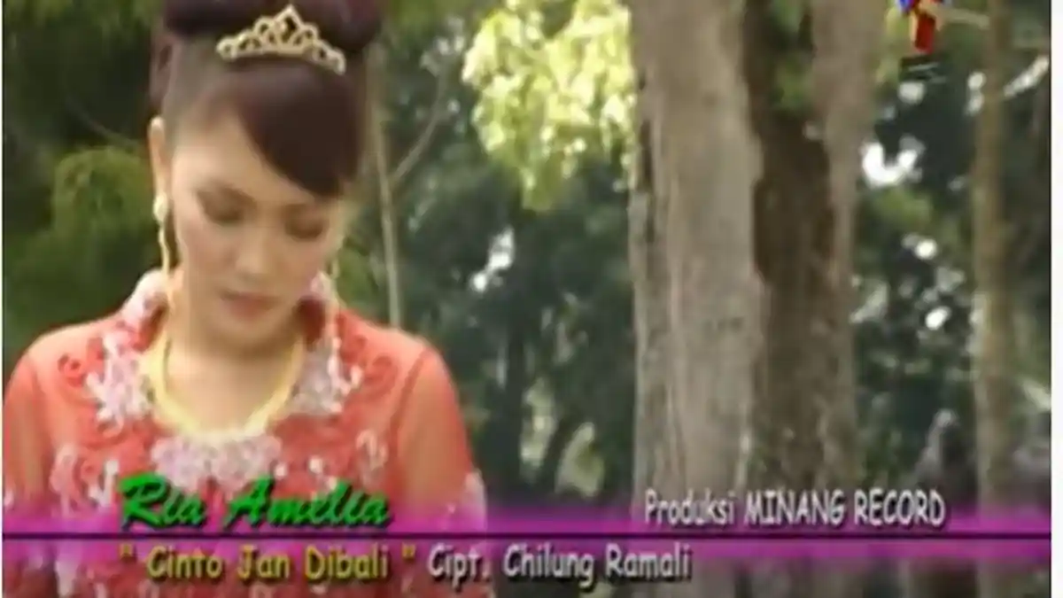 Lirik Lagu Minang Kasiah Tak Sampai Dinyanyikan Ria Amelia: Malang bacinto . . . bintang jo bulan