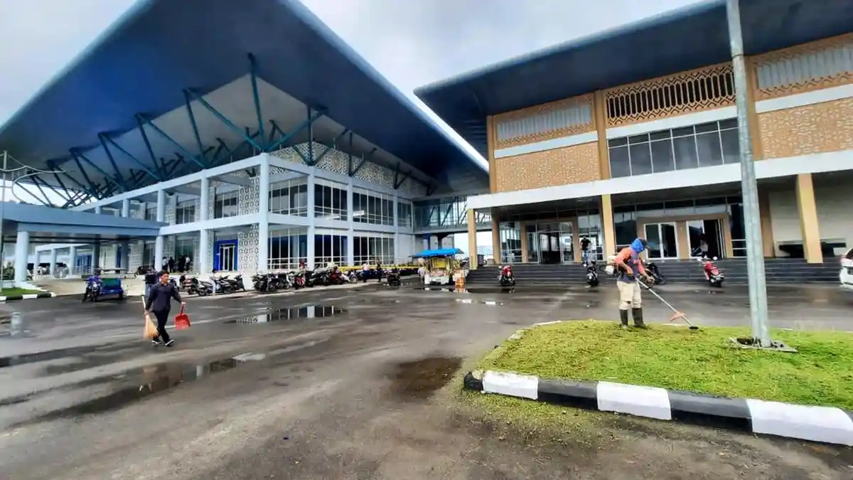 Ratusan Kendaraan Antre di Balohan, Tunggu Giliran Masuk Kapal