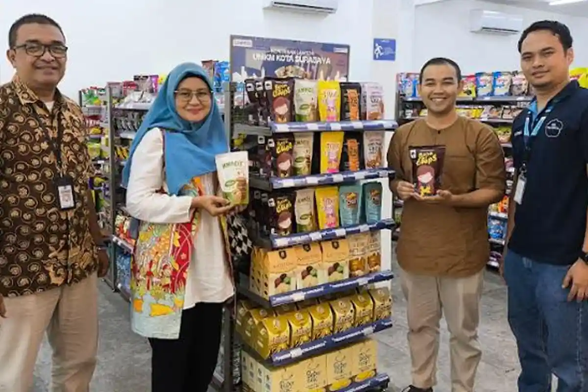 Lawson Pasarkan 10 Produk Makanan Ringan Berkualitas dari UMKM Surabaya