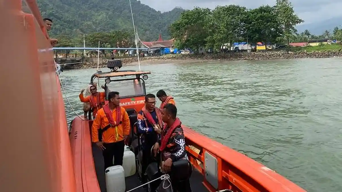 Sudah Sepekan Kapal Hilang Kontak di Pesisir Selatan Belum Ditemukan, 2 Orang Penumpang Terus Dicari