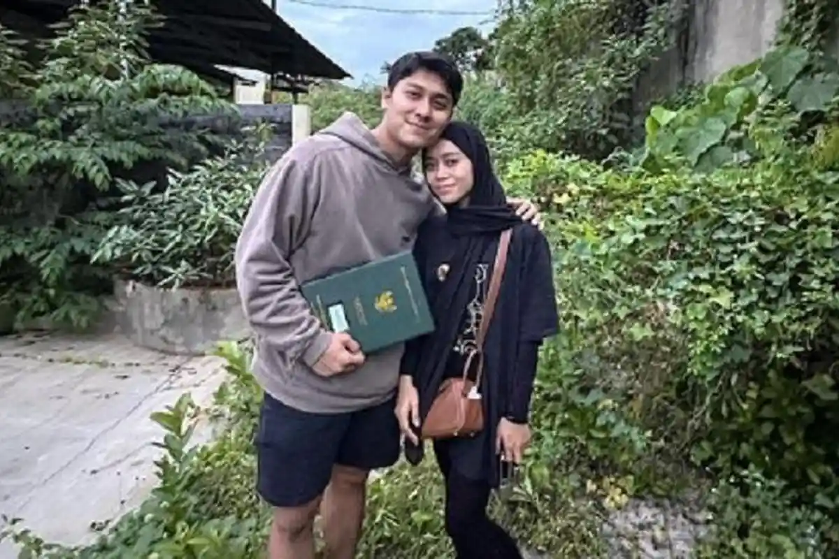 Foto Bareng Rizky Billar, Wajah Lesti Kejora Disorot Warganet: Nampak Pucat dan Kurus
