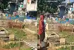 kuburan-di-tpu-prumpung-jadi-kandang-dan-jemuran-tiktok-lolipopp592.jpg