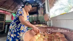 Roti-bakar-Daik-Lingga.jpg