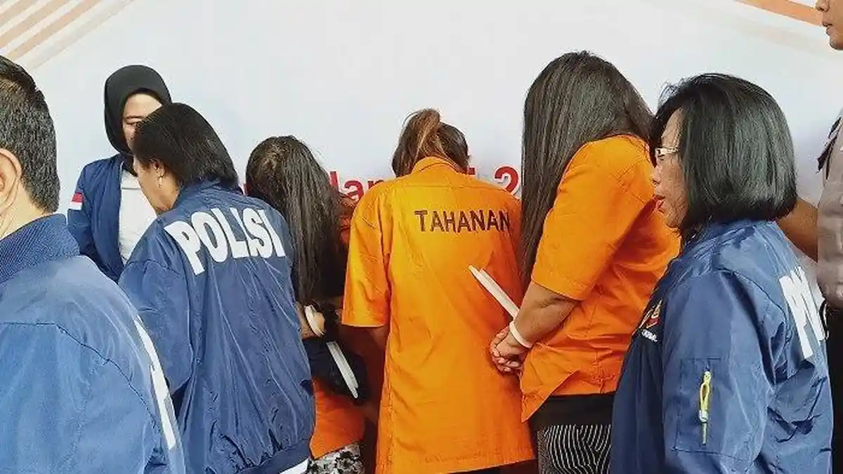 Polisi Ringkus Penjual Anak Dibawah Umur Bermodus Kafe, Paksa Temani 10 Pria Hidung Belang Per Hari