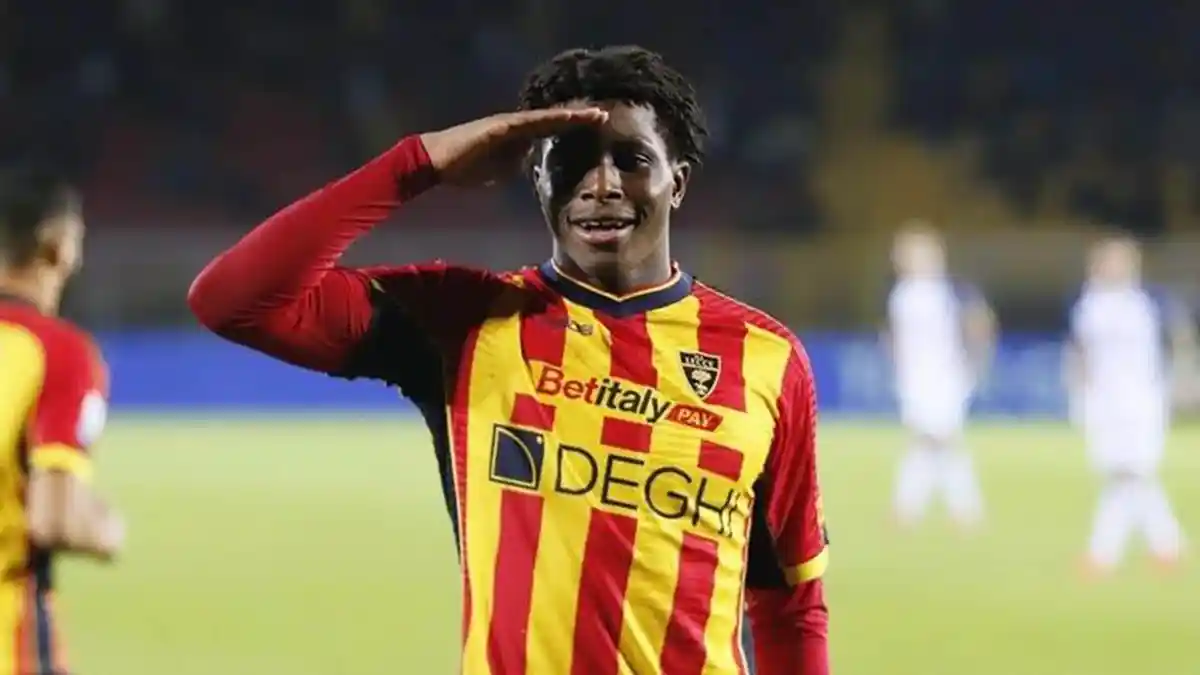 Patrick Dorgu Segera Bergabung dengan Manchester United, Pecahkan Rekor Transfer Lecce
