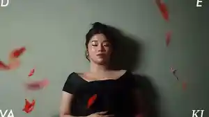 Potret-Anggis-Devaki-yang-merupakan-penyanyi-muda-asal-Bali.jpg