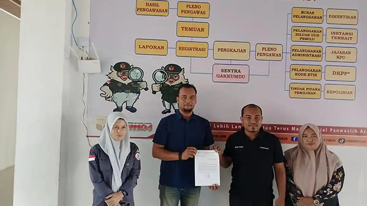APK Banyak Terpasang di Pohon, Panwaslih Aceh Timur Imbau Paslon Segera Tertibkan