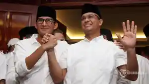 anies-baswedan-dan-sandiaga-uno-saat-hitung-cepat_20180122_145002.jpg
