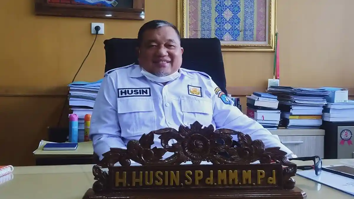 Mengenal Sekda OKI H Husin, Dari Guru Bahasa Inggris Hingga Sempat Jadi Sekda Termuda di Sumsel