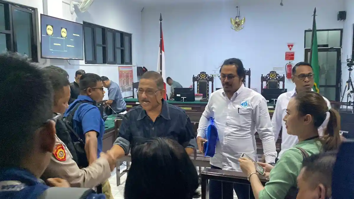 Tindak Pidana Pencucian Uang, Eks Wali Kota Ambon Divonis 1 Tahun dan 10 bulan Penjara 