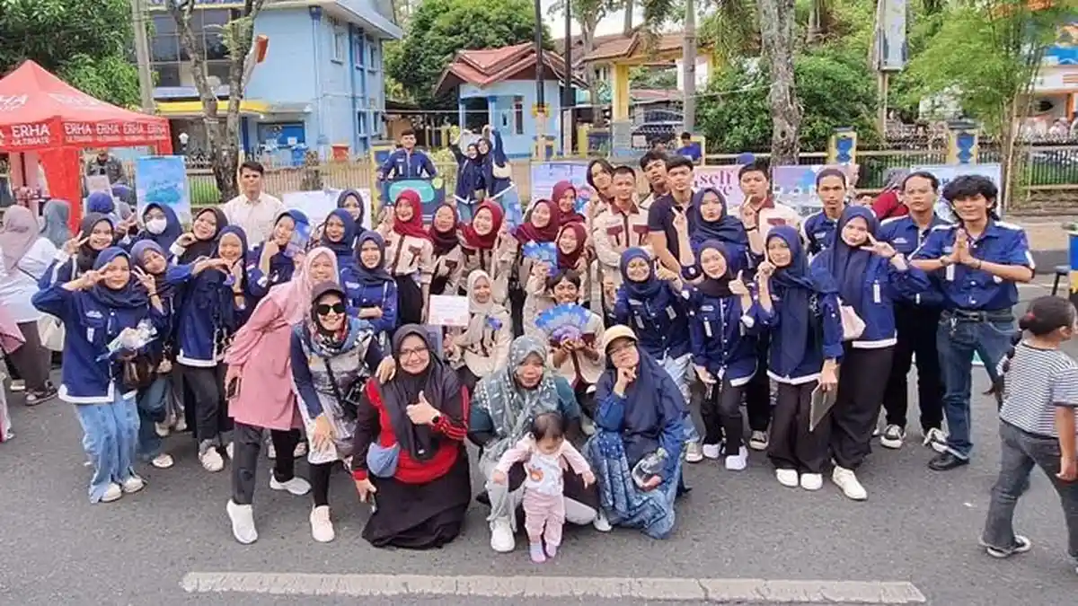 Mahasiswa Psikologi Unmuha Gaungkan Pentingnya Kesehatan Mental di Car Free Day Banda Aceh