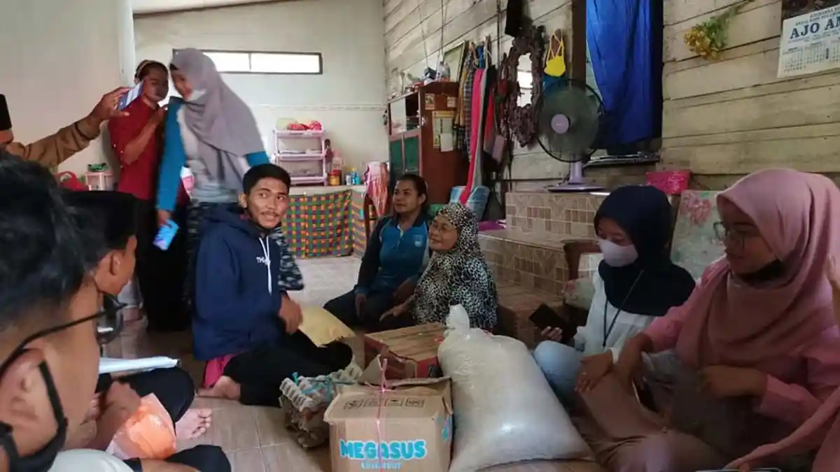 Mahasiswa Asal Pulau Kundur Galang Dana Bantu Korban Kebakaran