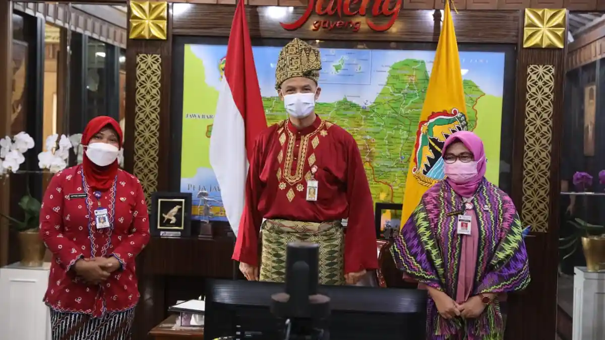 Pemprov Jateng Terima Penghargaan Provinsi Pelopor Layak Anak