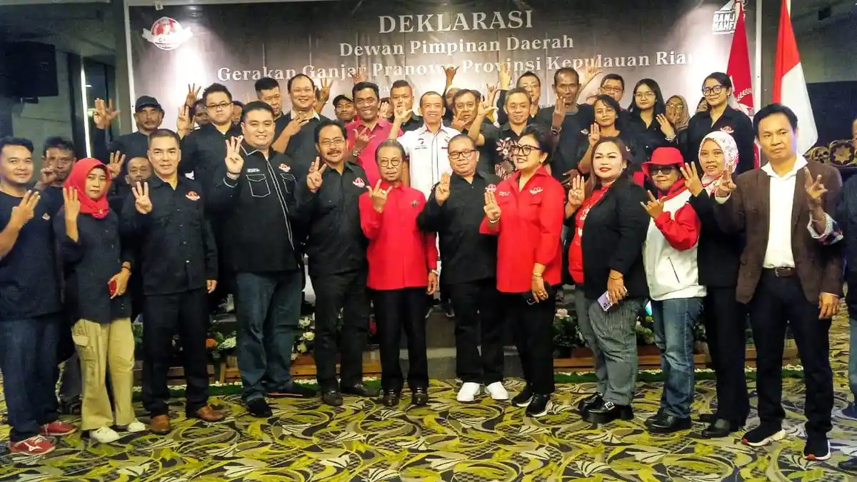 Ganjar Pranowo Berikan Pesan Pada Relawannya di Kepri, Turun Hingga Rumah ke Rumah