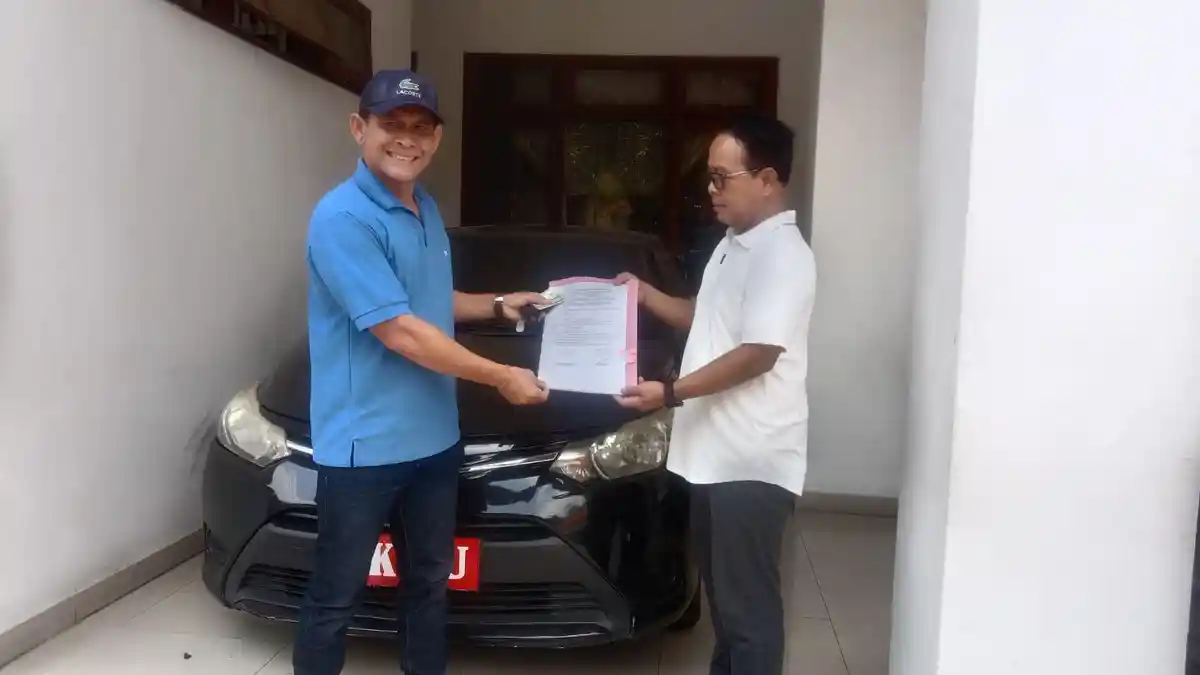 Wakil Ketua DPRD Buleleng Kembalikan Kendaraan Dinas, Ada Penghematan APBD Rp 180 Juta Setahun