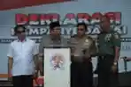 Paslon Cagub dan Cawagub Jatim Kampanye Damai