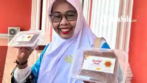 bekal-makanan-yang-diberikan-Bupati-Klaten-Hamenang-1.jpg