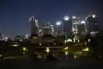 Indahnya Hutan Kota GBK di Malam Hari