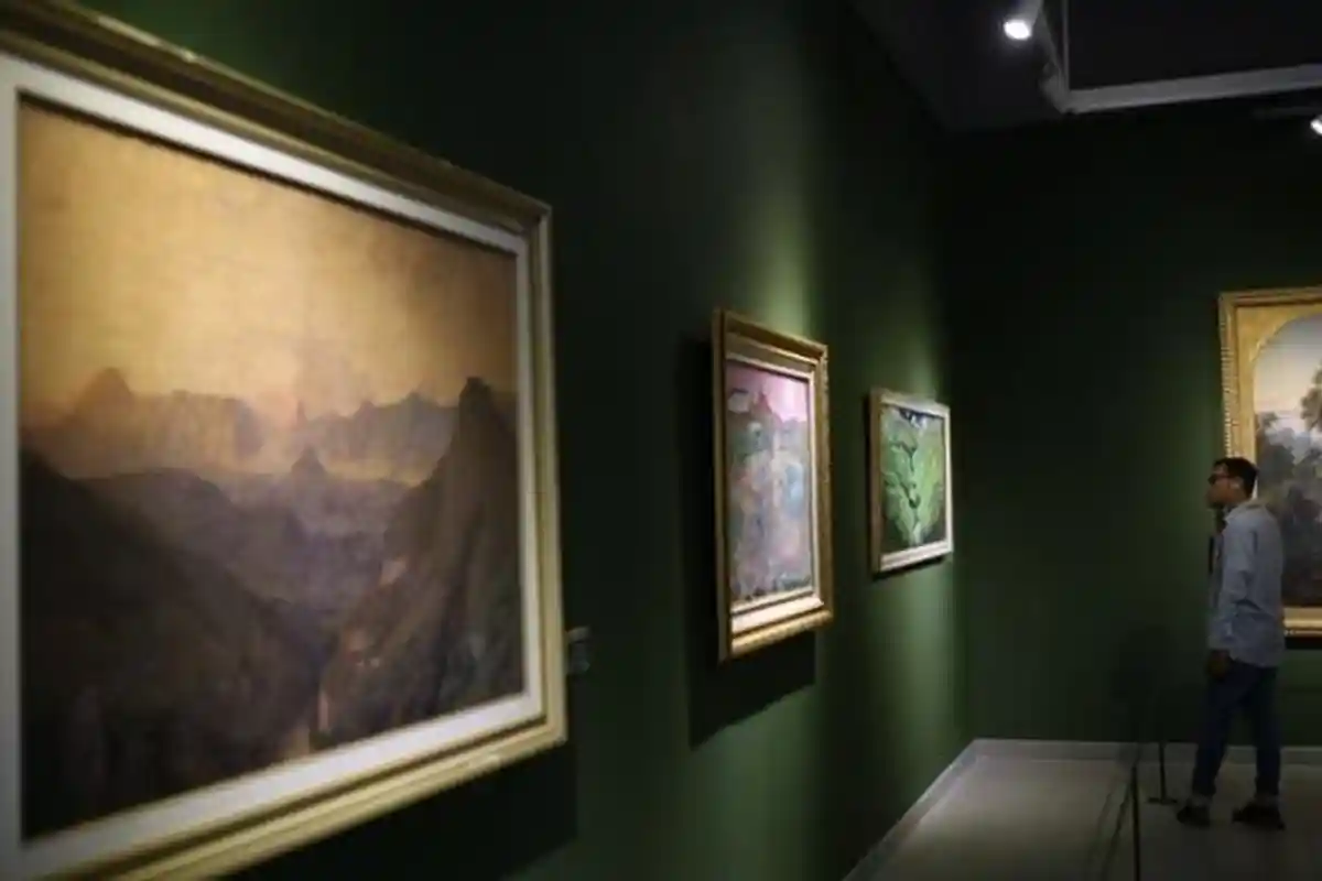 27 Jurusan Kuliah Ini Cocok untuk Kamu yang Punya Hobi Jalan-jalan hingga Menggambar, Minat?