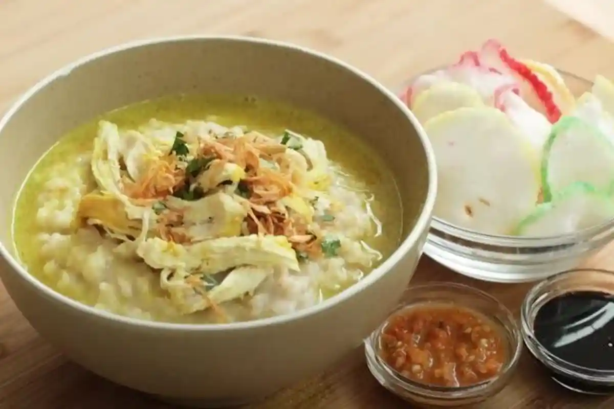 Resep Bubur Ayam Oat Kuah Kuning Tanpa Santan ala Chef Devina Hermawan, Cocok untuk Menu Diet