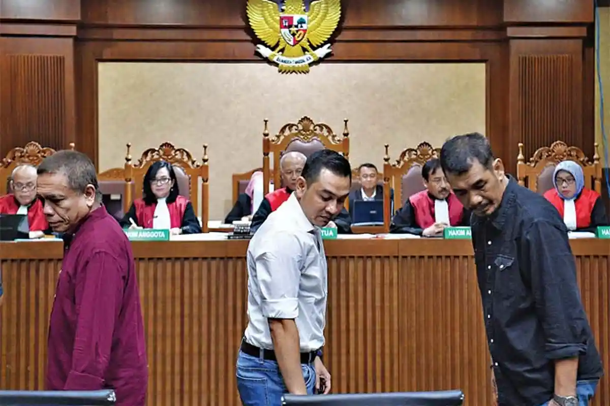 Wakil Ketua DPRK Bireuen Hadiri Sidang Pembacaan Tuntutan Irwandi Yusuf di Jakarta