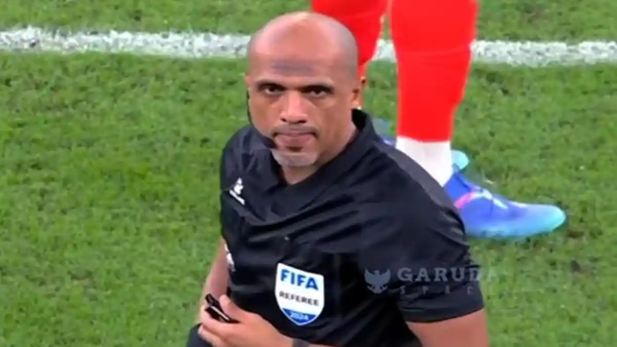 Daftar Kontroversi Wasit Ahmed Al Kaf Sebelum Disebut Curang Pimpin Timnas Indonesia Vs Bahrain