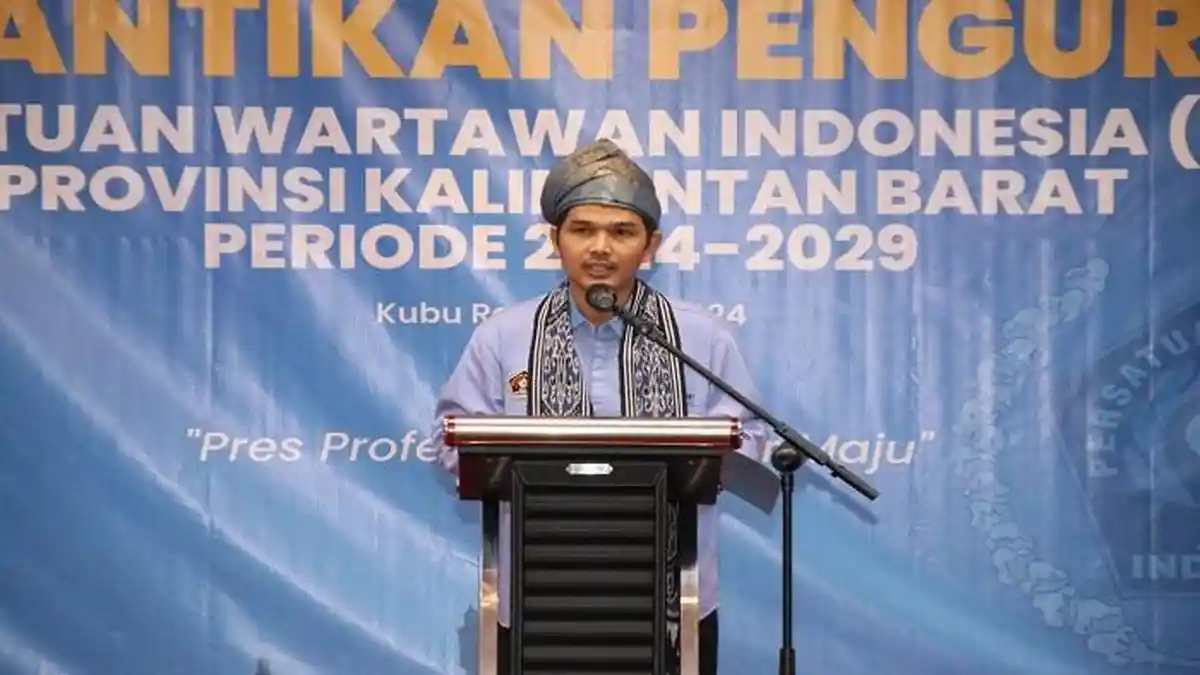 PWI Kalbar Somasi kepada Wawan Suwandi atas Dugaan Penggunaan Atribut Organisasi Secara Ilegal