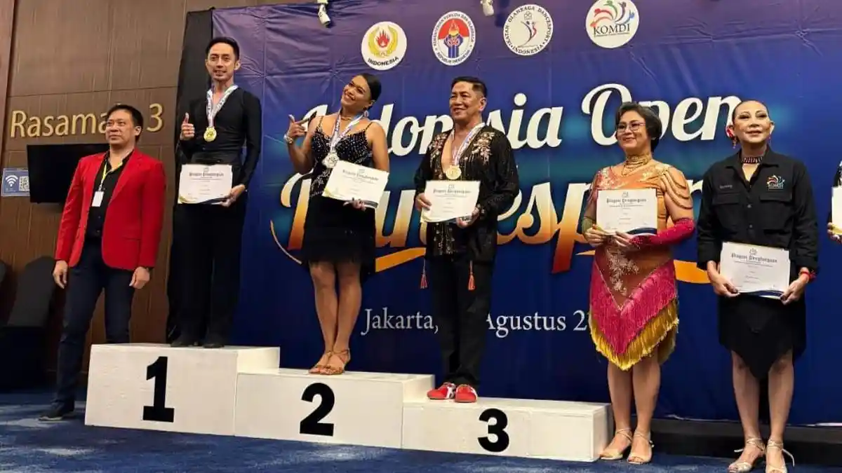 Atlet Dancesport Lampung Sabet 2 Emas Kejurnas di Jakarta