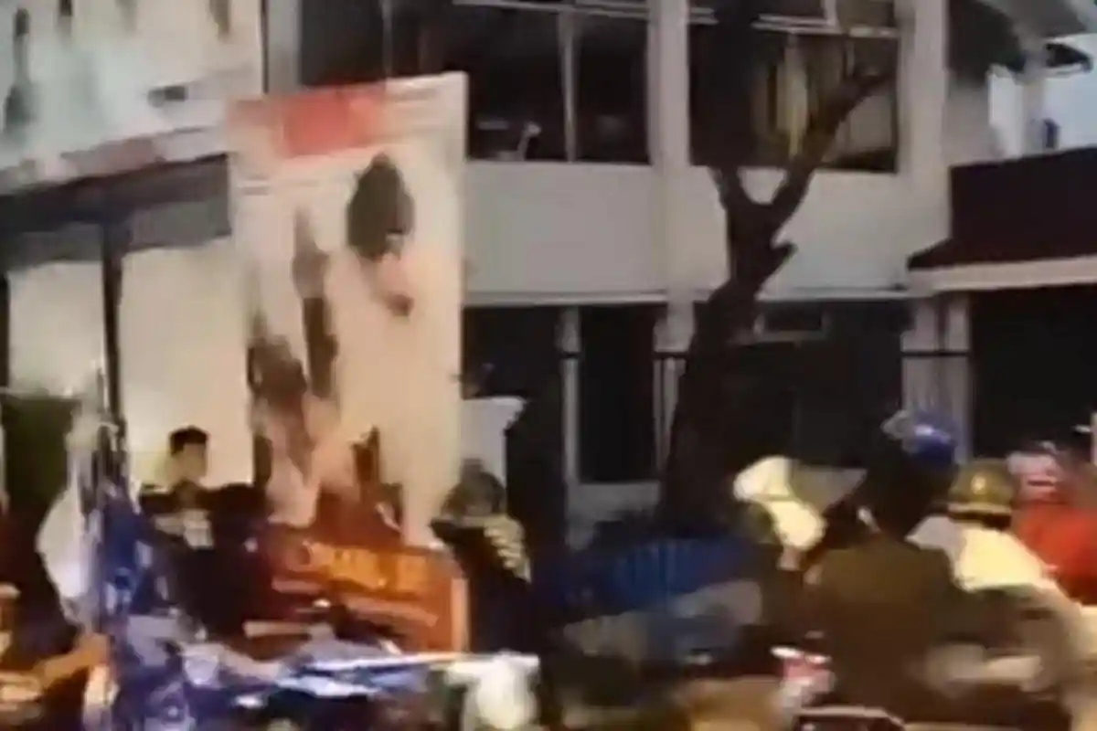 Viral Sekelompok Orang Rusak Baliho Caleg Gerindra, Viva Yoga: Tak Mungkin Itu Dilakukan Kader PAN