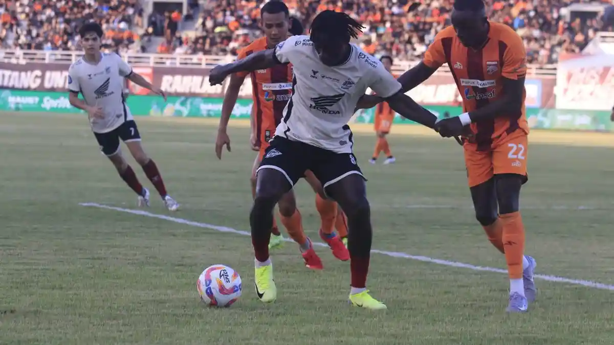PSM Makassar vs Borneo FC, Pelatih Fabio Lefundes Ogah Bahas Rumor Masa Depan