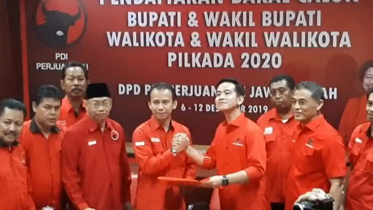 Gibran Sebenarnya Terganjal Syarat Minimal 3 Tahun Jadi Kader, tapi Sekjen PDIP Bilang Begini