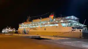 Kapal-pelni-zxfgbse.jpg