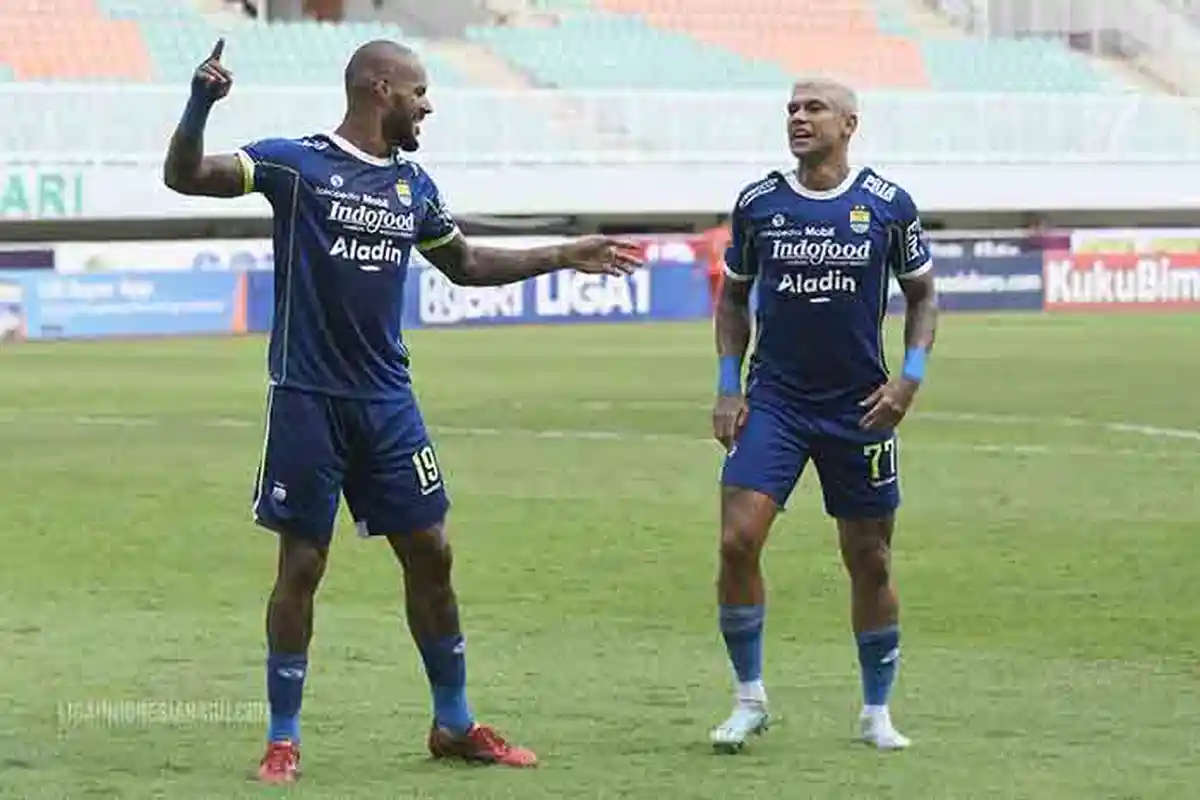 Preview Persib Bandung vs Persebaya Surabaya, Luis Milla Boyong 21 Pemain, Duo Brasil Main!